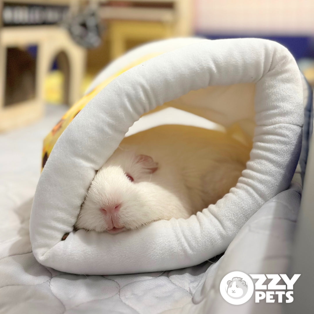 T Cosy Tunnel - Hideaway for Guinea Pigs & Rabbits by Ozzy Pets